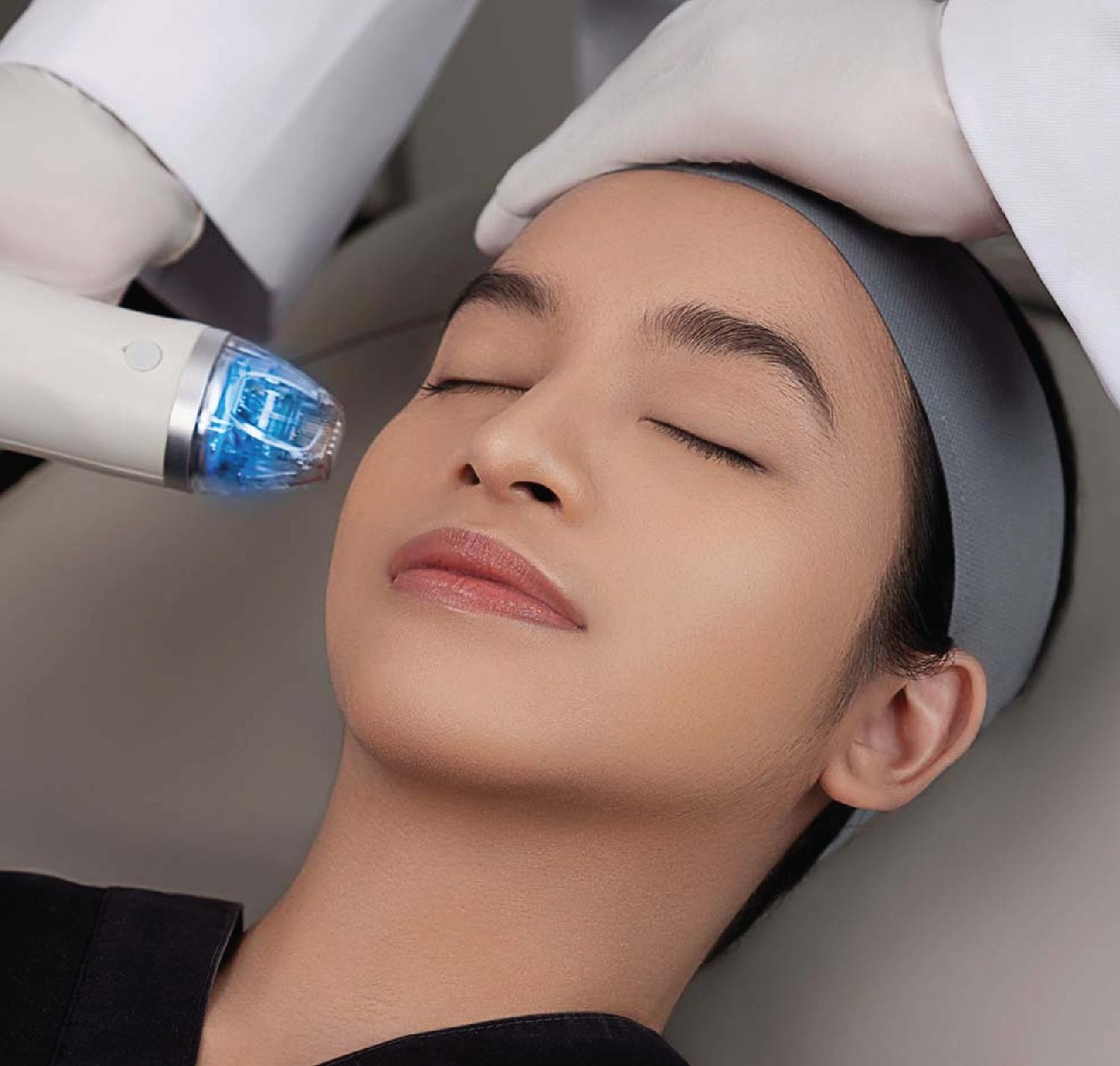 Fractional Microneedle RF